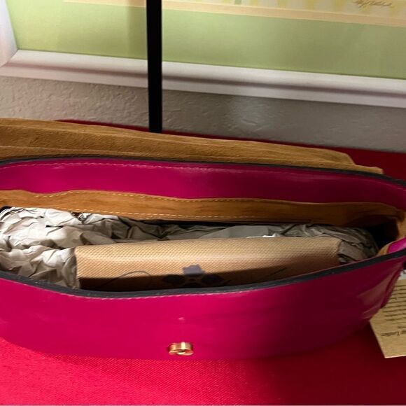 NWT Patricia Nash Fuchsia Elba Flap Convertible Crossbody Distressed Leather - Picture 8 of 13